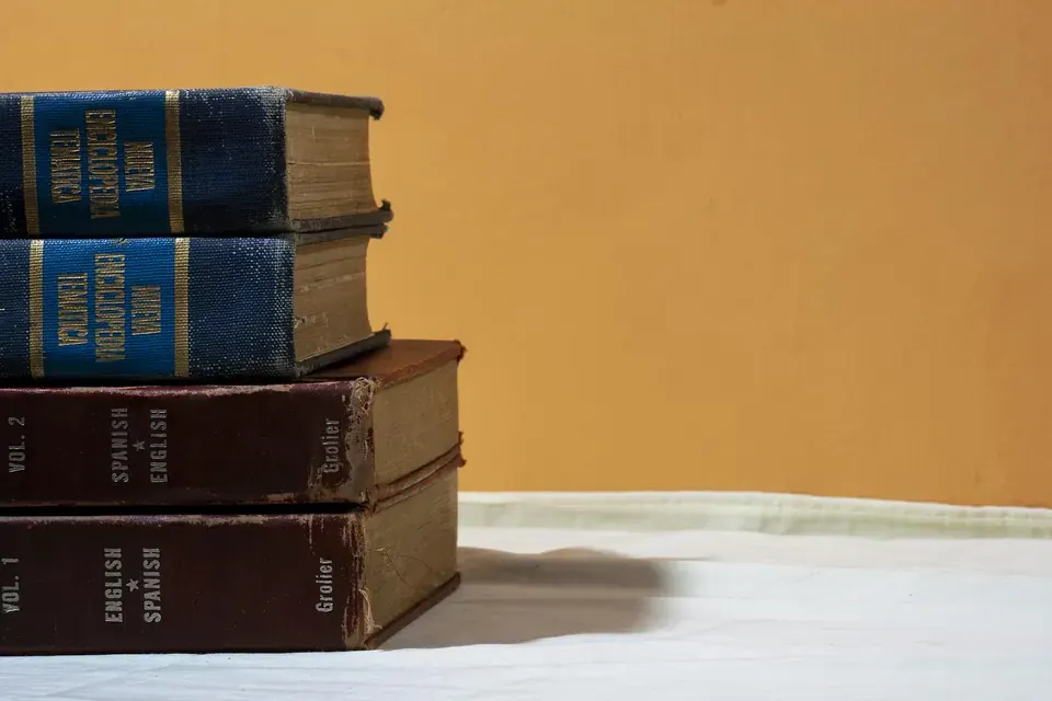 Как выбрать учебники и пособия для старшей школы (10–11 классы): чек-лист для подготовки к ЕГЭ и самообразования