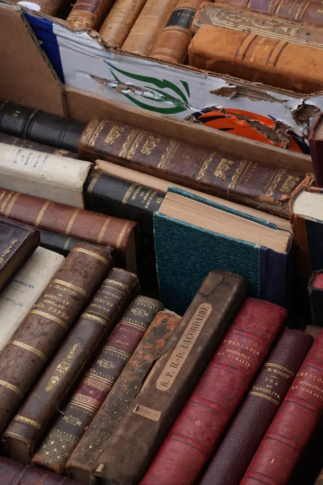 Учебники для международных отношений: системный подход к выбору литературы